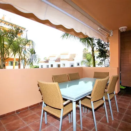 Beachfront La Jacaranda