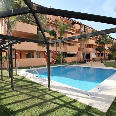 Beachfront La Jacaranda 아파트 *