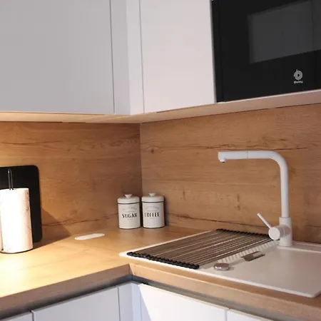 Beachfront La Jacaranda 아파트 마르베야