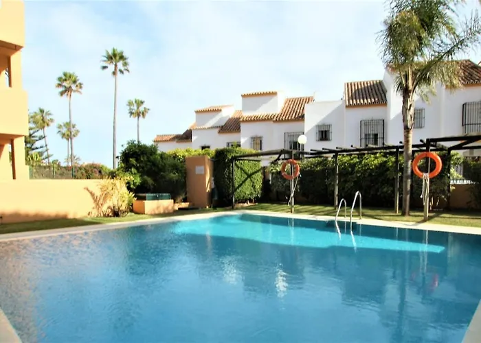 Beachfront La Jacaranda Apartament *