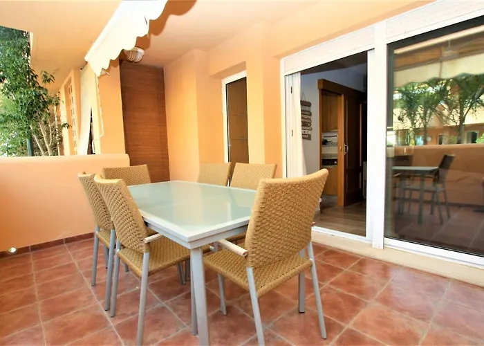 Beachfront La Jacaranda * Marbella