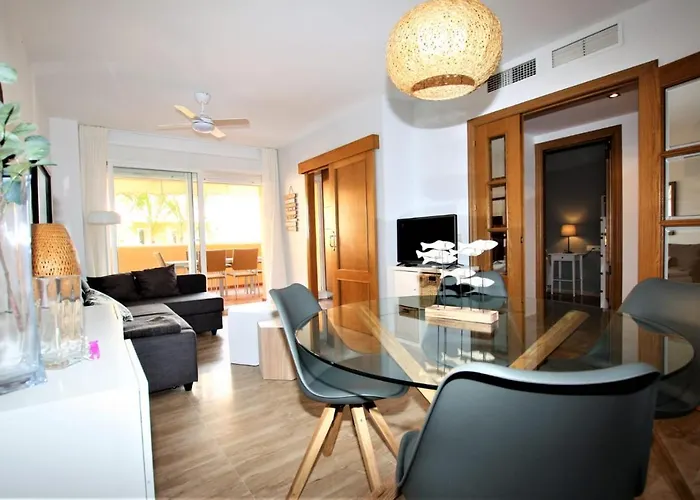 Beachfront La Jacaranda Apartament